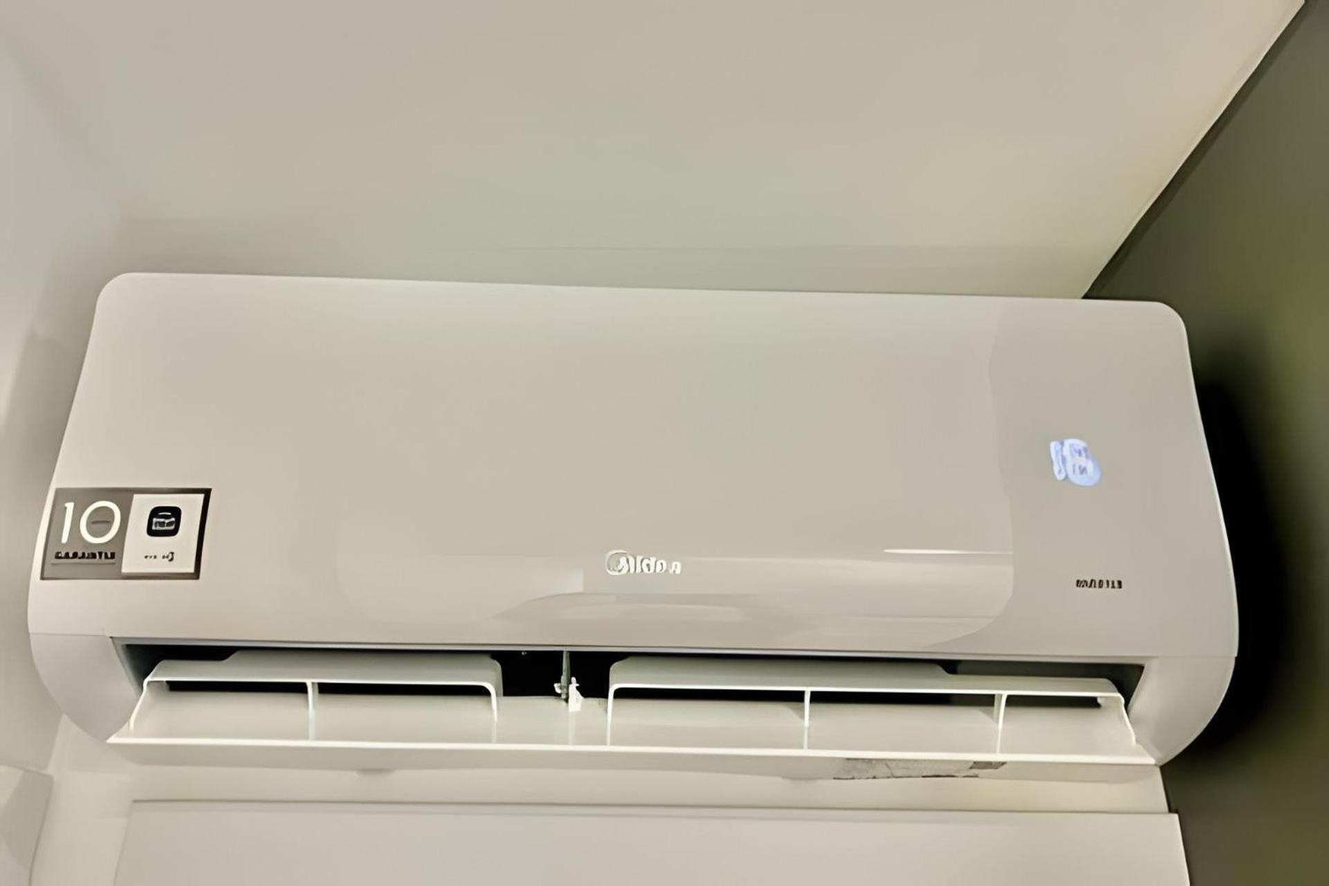 Apartamento Perfeito, Apto Com Garagem Bem Localizado