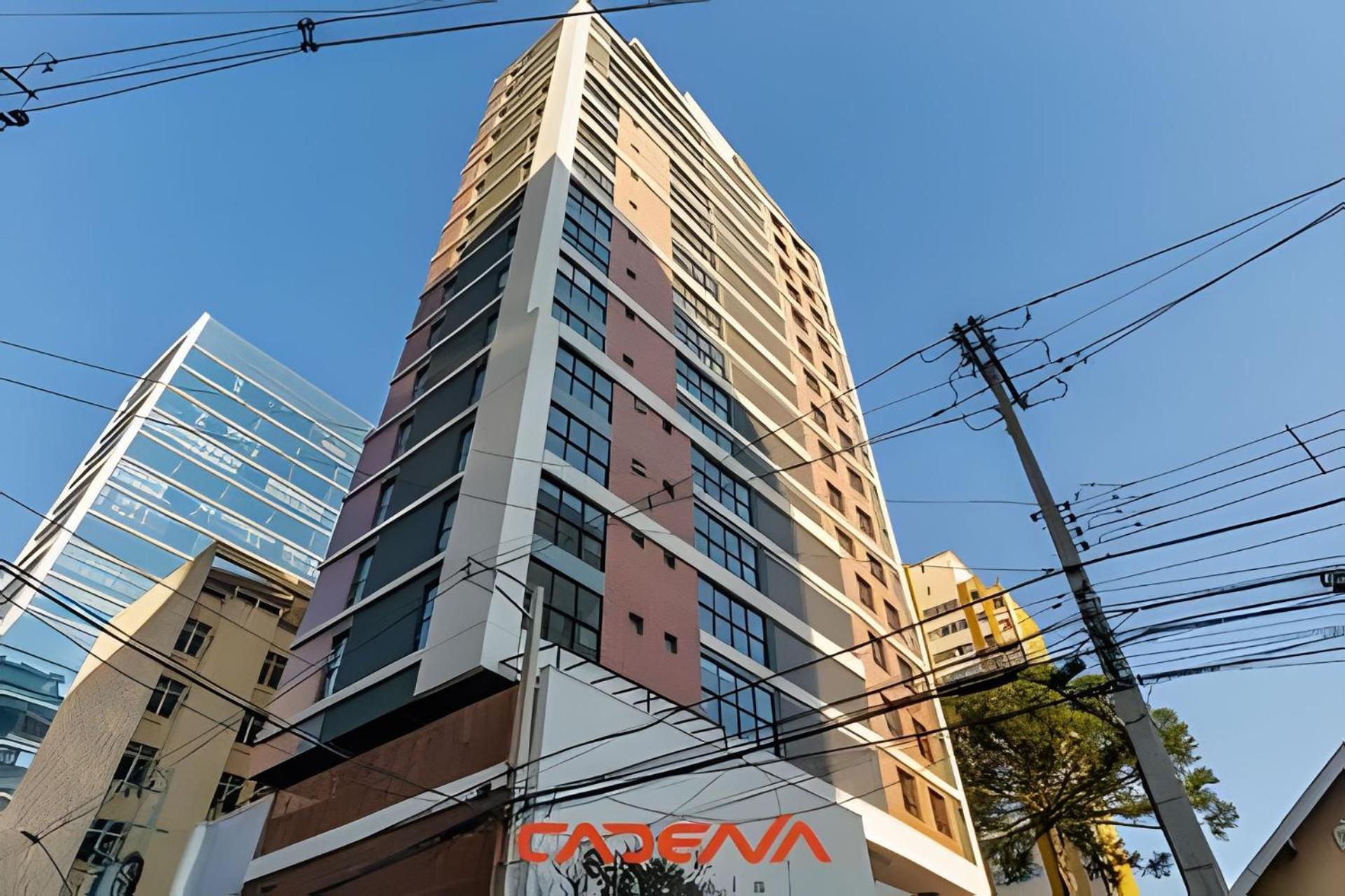 Apartamento Perfeito, Apto Com Garagem Bem Localizado Curitiba