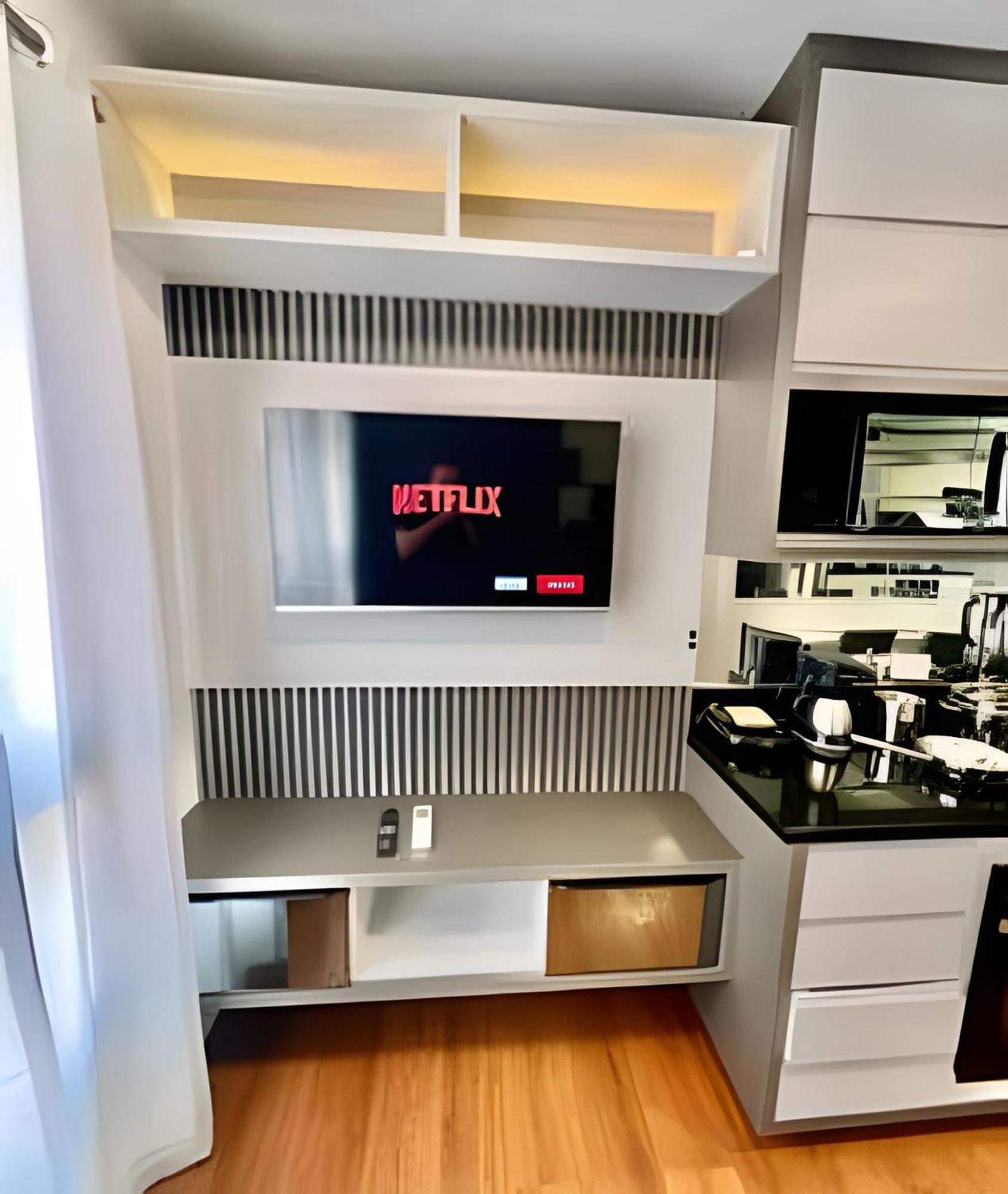 Perfeito, Apto Com Garagem Bem Localizado *